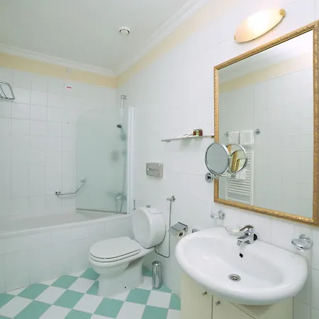 Continental 3* Opatija